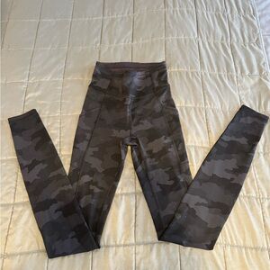 Lululemon Athletica Women’s Dark Camo Leggings